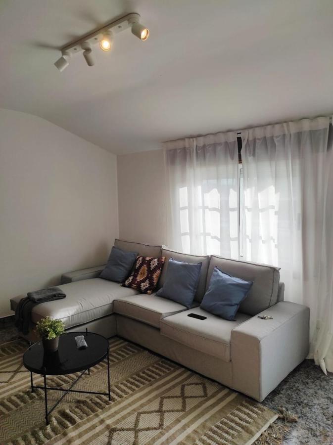 Avenida 37 Apartment Caldas De Reis Exterior photo